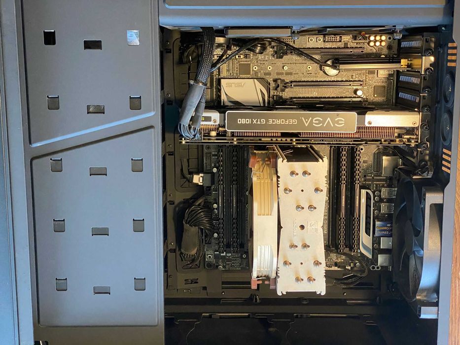 PC Gaming i7 + GTX 1080 8GB + 32GB RAM + SSD + NZXT