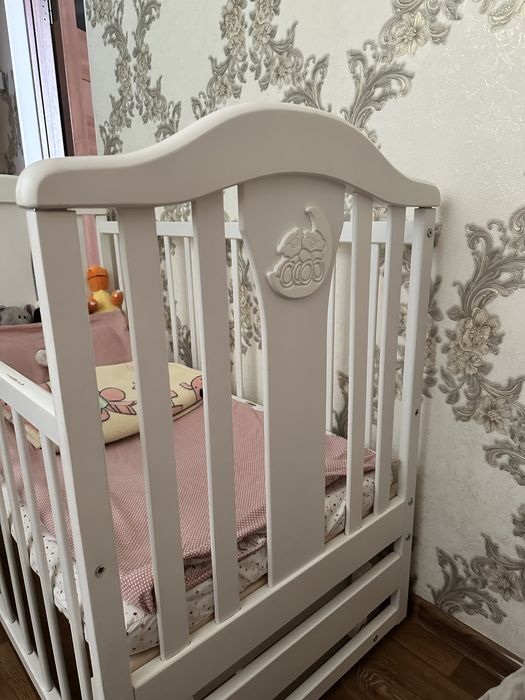 Дитяча кроватка