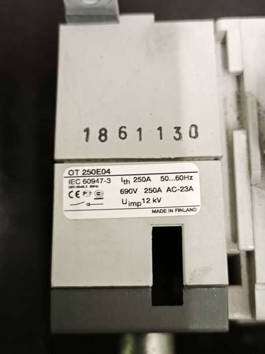 Rozłącznik izolacyjny ABB OT250E04