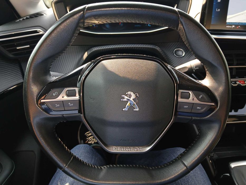 Peugeot 208 1.2 Pure Tech Allure