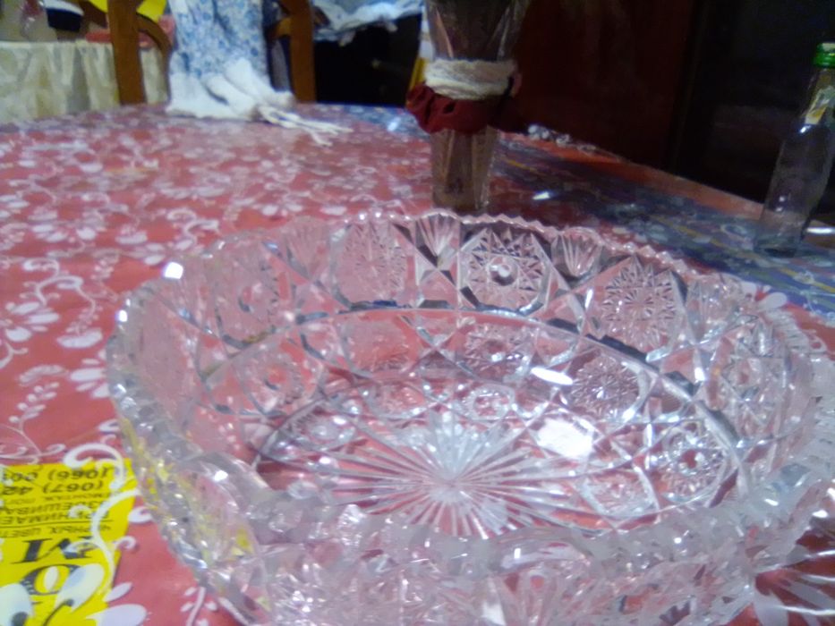 Продам шикарную вазу блеск с голубизной Германия