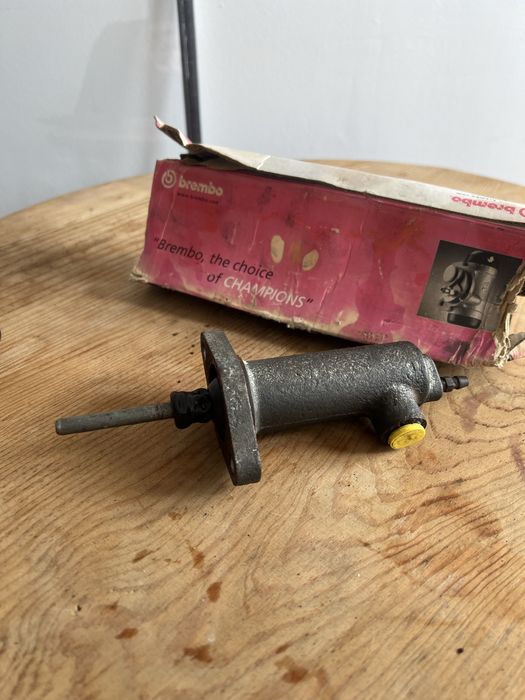 Peças Mercedes T1/TN 207D - 210D / 307D - 310D / 407D - 410D