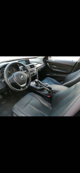 Carro BMW 320d Luxury