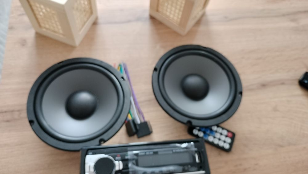 zestaw stereo dla auta bluetooth MP3