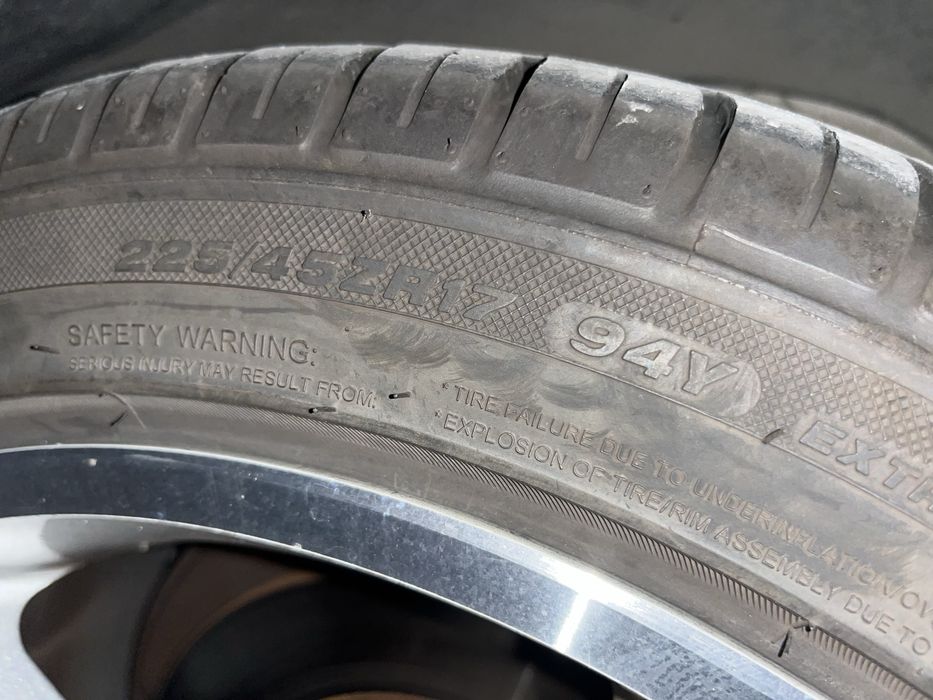 VENDO Jantes 17 Mercedes C/ Pneus em bom estado!