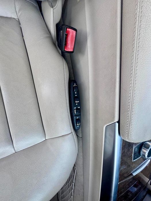 Mercedes Benz E300 bluetec hybrid full extras