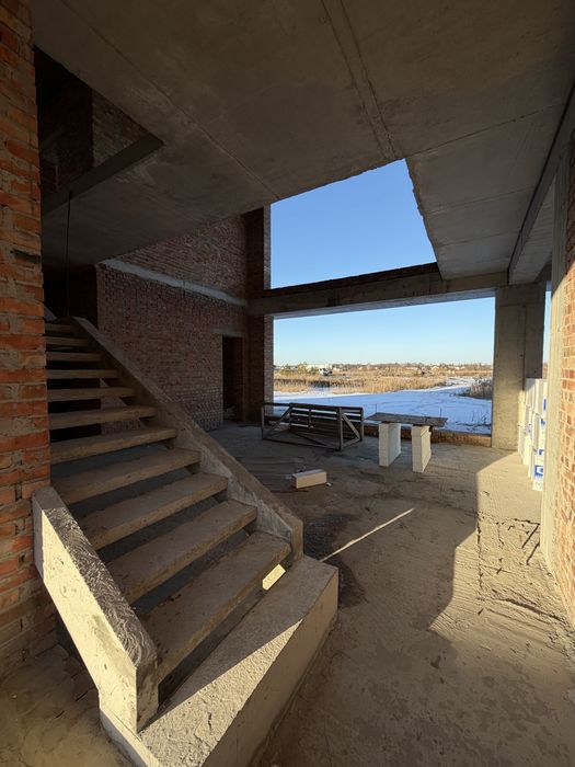 КМ Water village Продаж будинків 370 м² з виходом на воду Романків