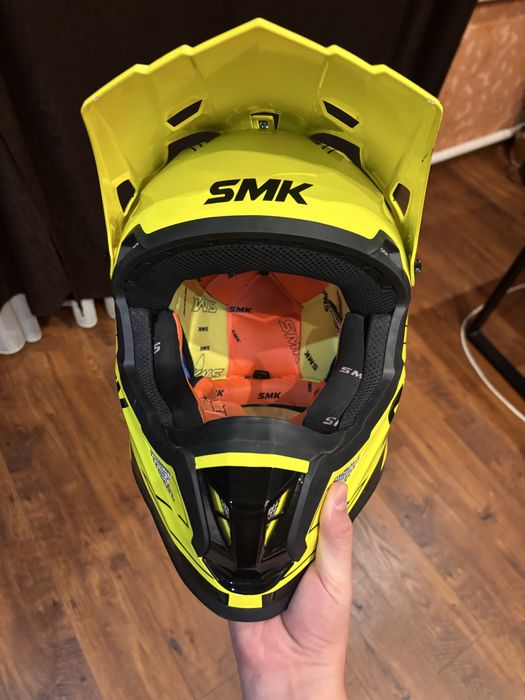 Кроссовый шлем SMK HELMETS M
