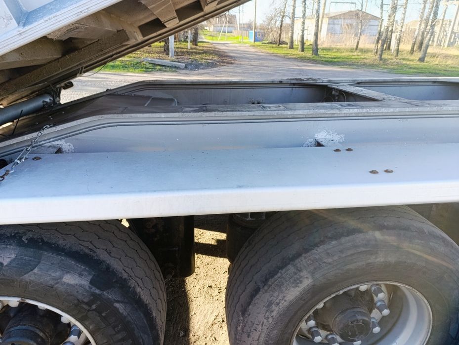 Продам напівпричеп самоскид  Benalu TF34CZ  General Trailers
