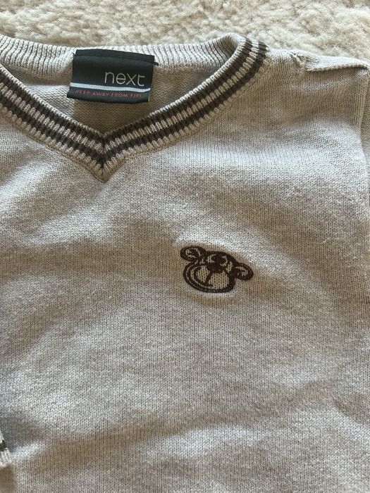 Sweterek z malpka next