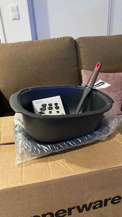 Ultra pro 3,5L Tupperware novo