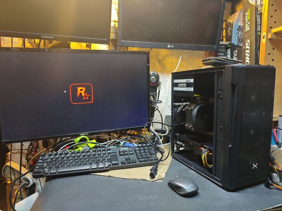 R7 1700. 16x3.7GHz RTX3060ti  ram 16gb SSD m.2 250gb HDD 1tb