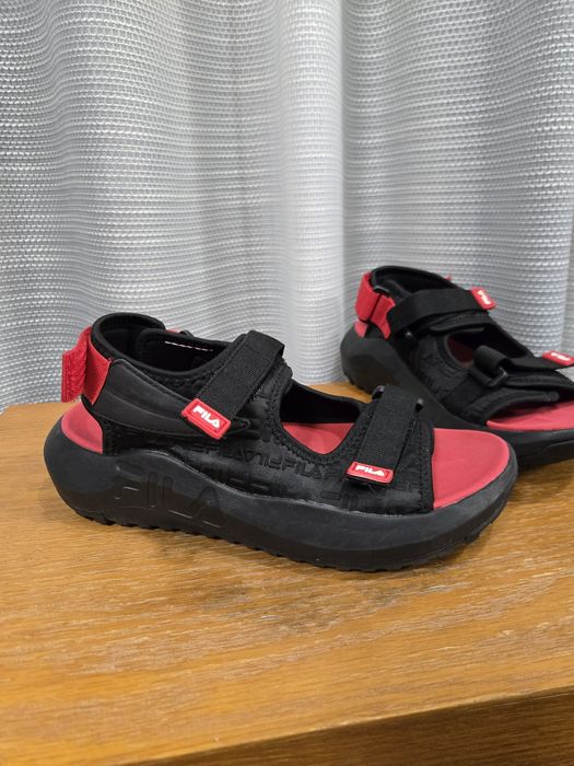 сандалі fila 39 р