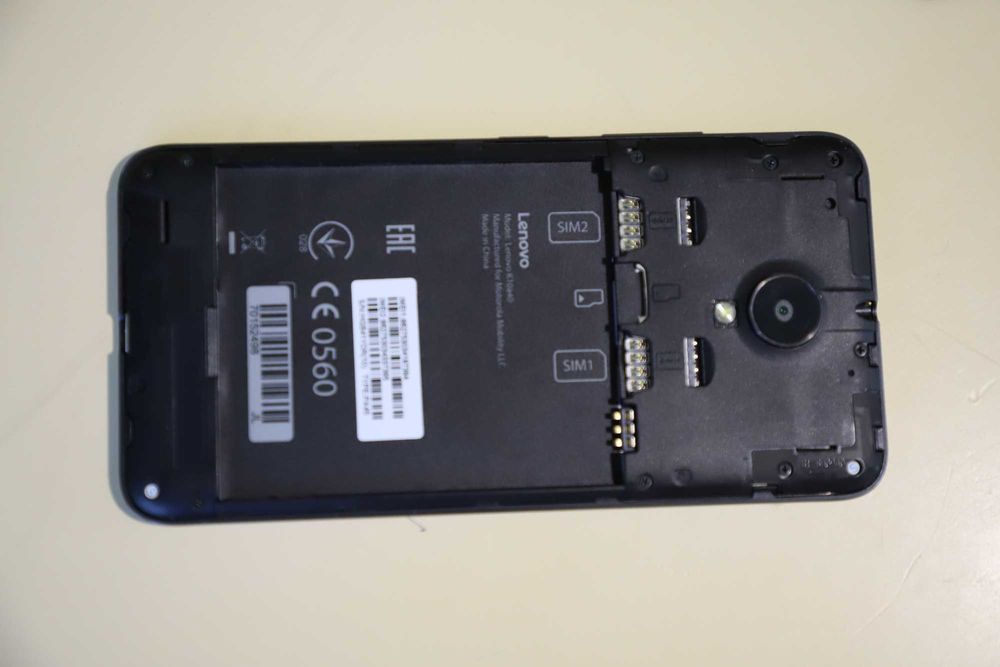 мобільний телефон Lenovo C2