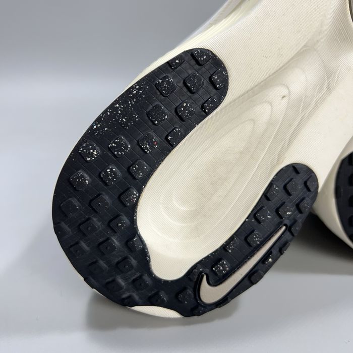 Бігові кросівки  чоловічі Nike Vomero 18 «Coconut Milk» (HM6803-101)