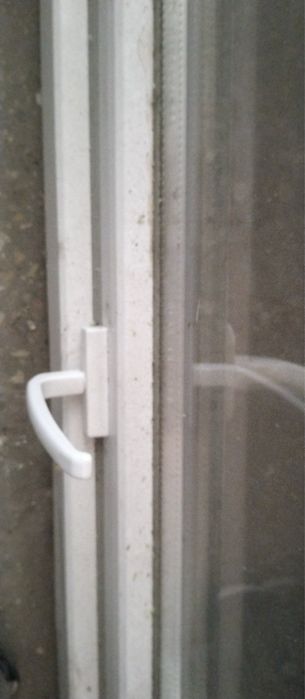 Пластиковая балконная дверь 240*97 см