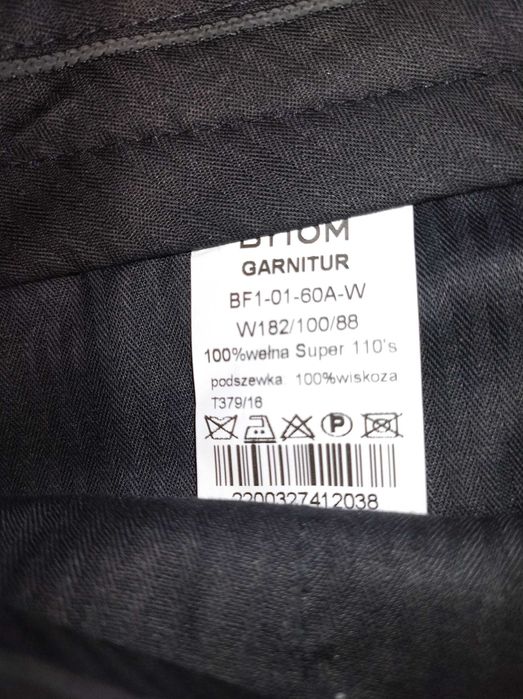 Garnitur granatowy BYTOM roz. L 50-52  jak nowy