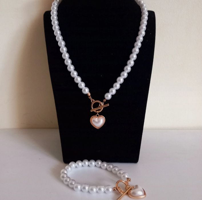 Komplet perełki - naszyjnik  i bransoletka