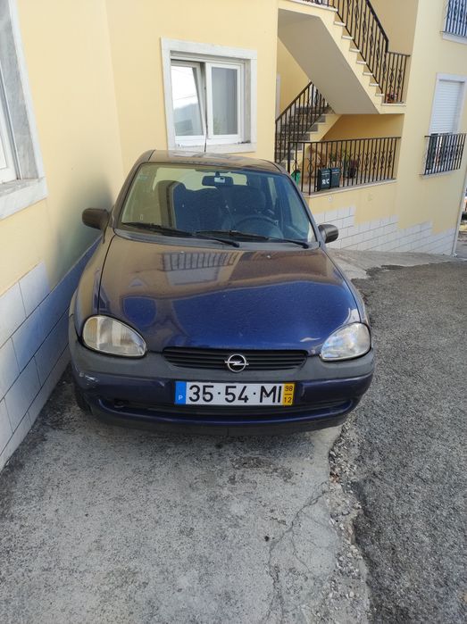 Corsa  B 98 negociável