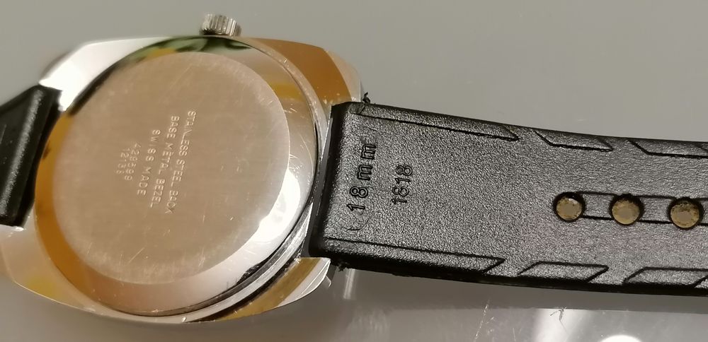 Relógio antigo erótic mistery dial corda manual