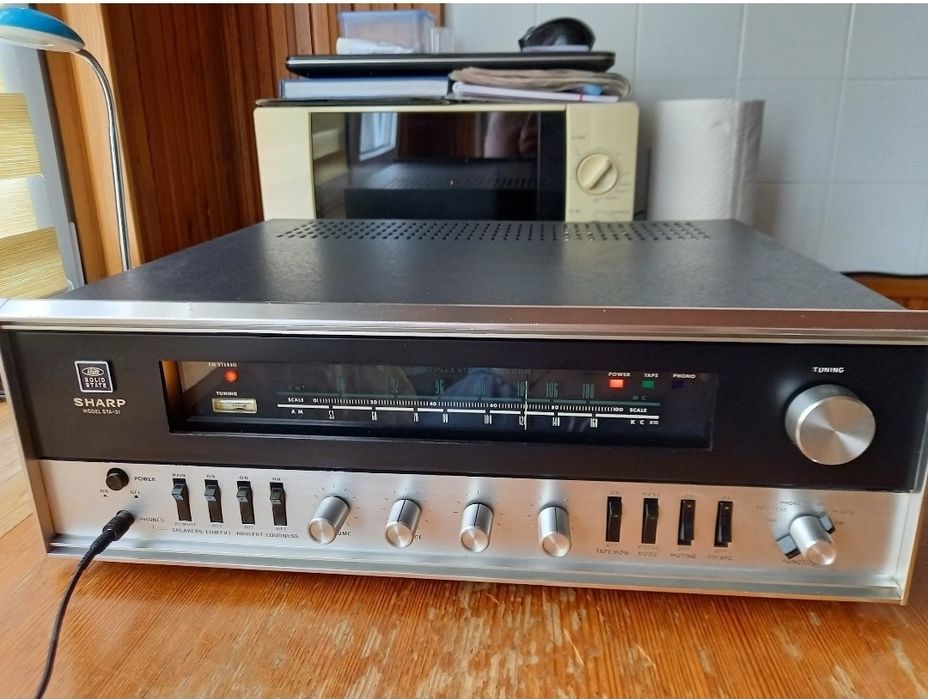 Amplituner Sharp STA-31 solid state