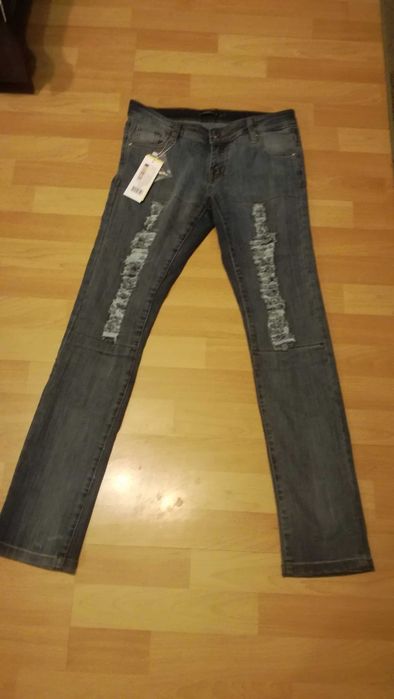 Damskie spodnie jeansowe rurki RUT&CIRCLE r.S nowe stan idealny