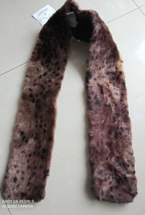 ELEGANCE 100%lama naturalna kołnierz szal etola 110x11cm
