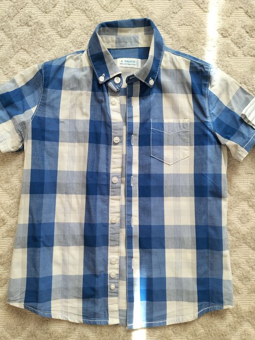2 Camisas rapaz 4-5 anos