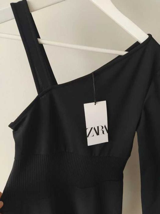 Асиметрична сукня  Zara
