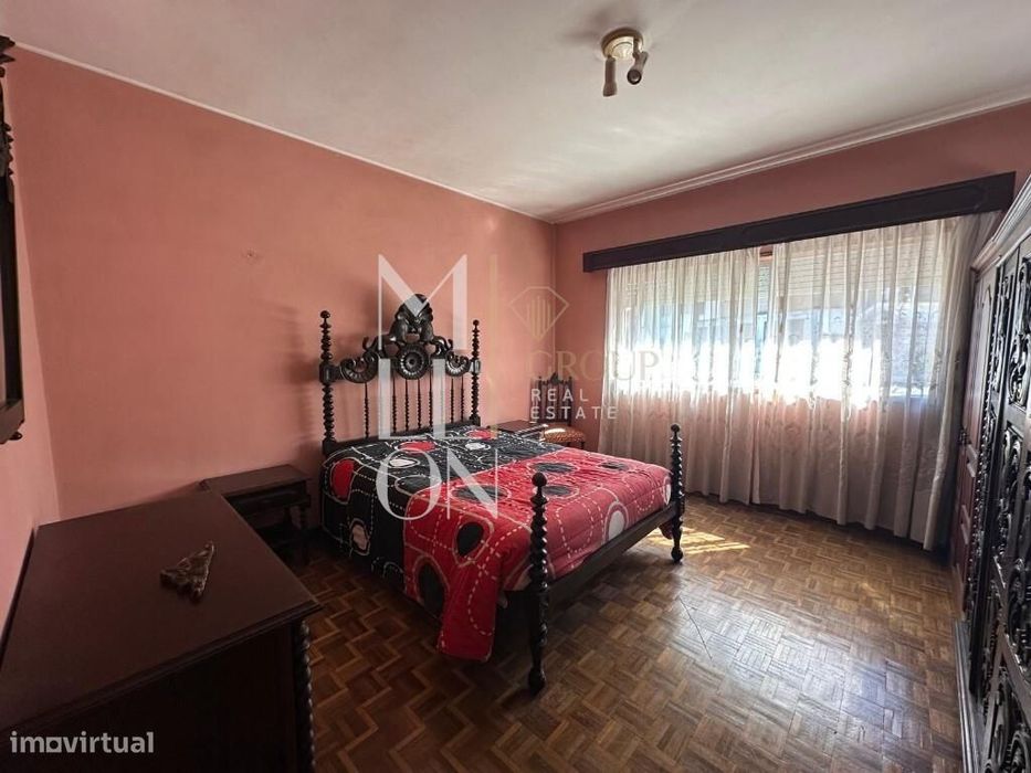 Moradia T5 Em Bustos | Lote De 2.050 M² | Oliveira Do Bairro