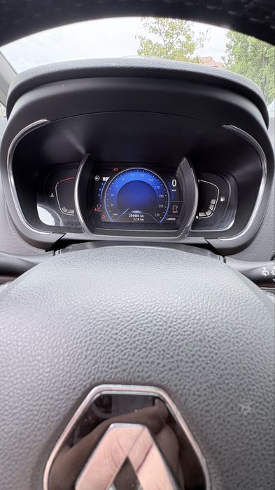 Renault Scénic — fotografia 6