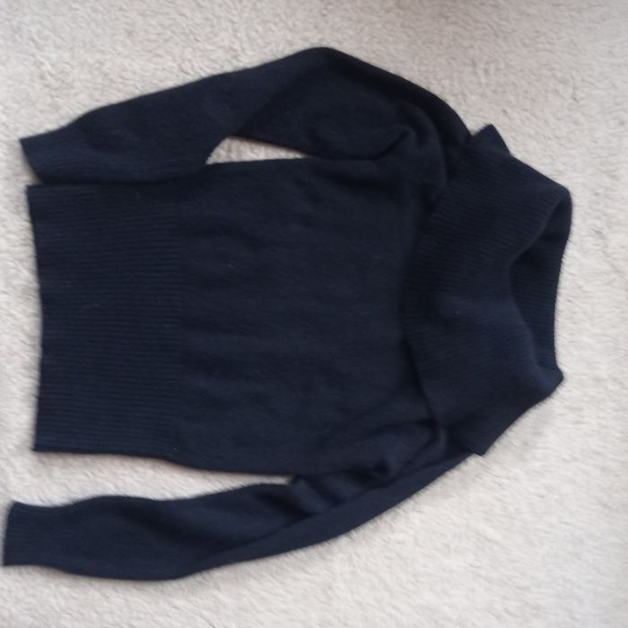 Светр  кашеміровий