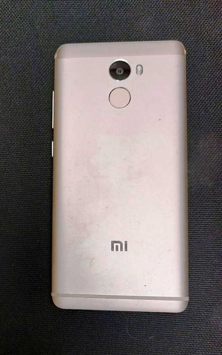 Стільниковий телефон Xiaomi Redmi 4 Gold