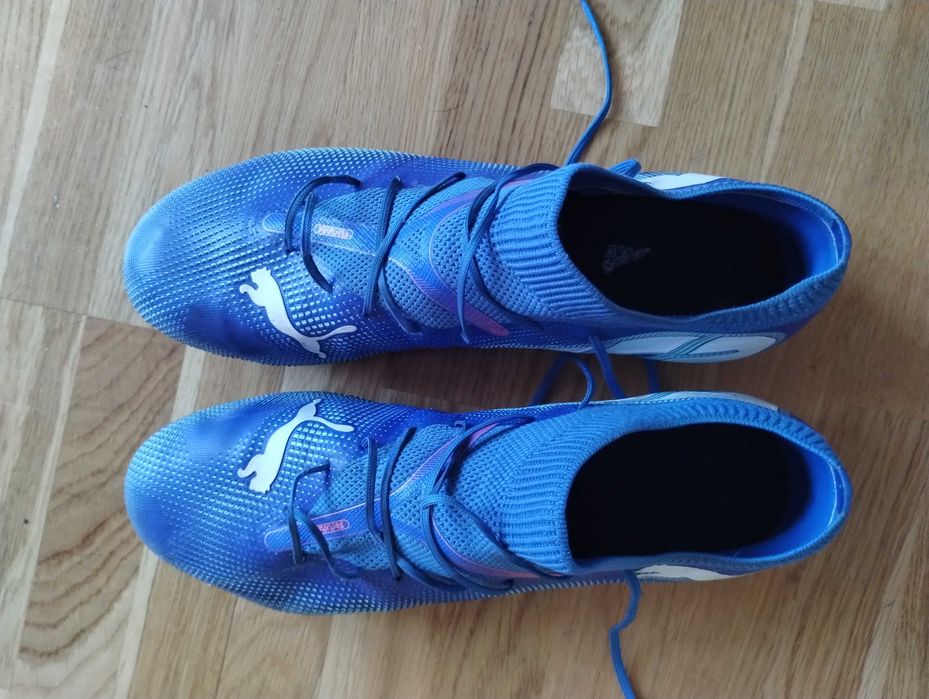 Korki Puma Future niebieskie 45 wkładka 29.5 cm