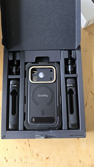 SmallRig 5540 Mobile Dual Handheld Kit for iPhone 17 Pro