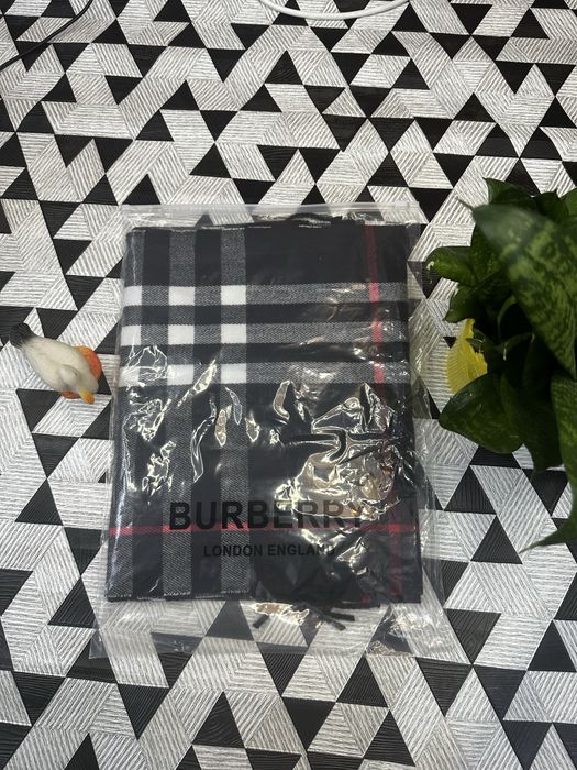 ! НОВІ ! Шарфи Burberry, чорний колір, барбери шарф, бурбері, шарф чол