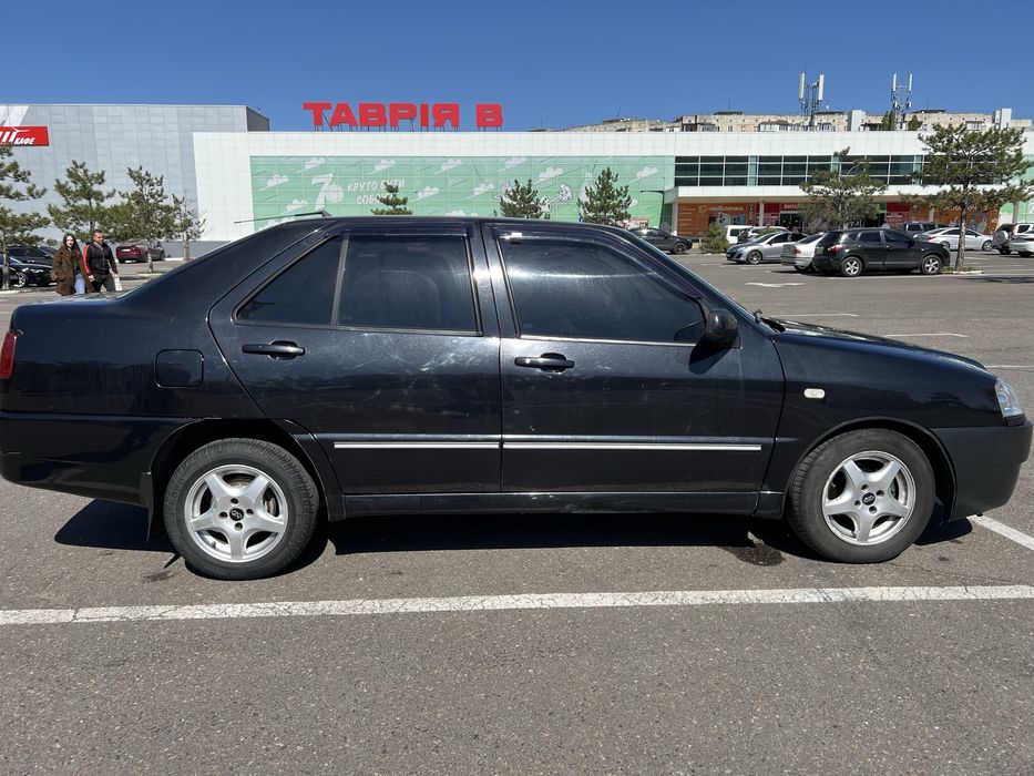 Продам свою chery amulet