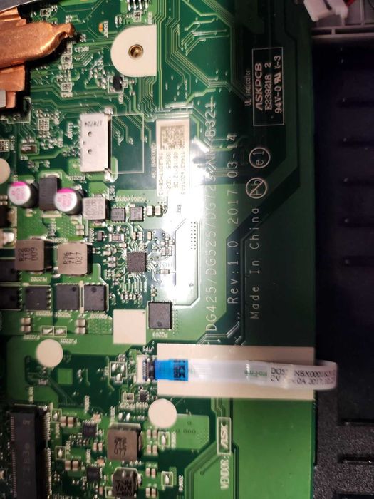 lenovo 320-15ast ноутбук на запчастини материнська плата
