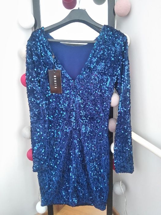 Zjawiskowa kobaltowa sukienka z cekinami