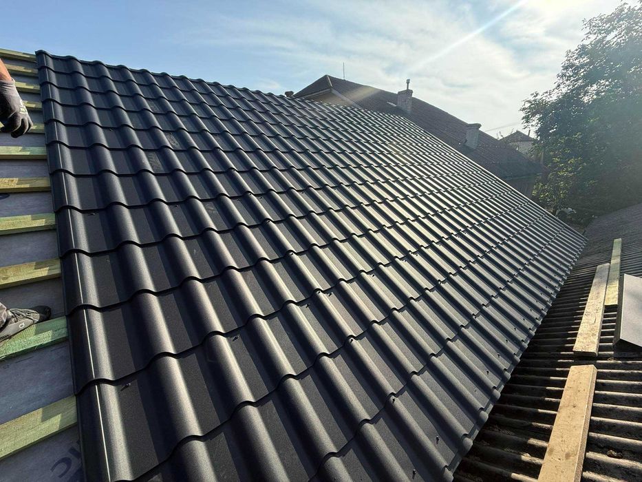 Покрівельні роботи монтаж сайдингу вентильований фасад утеплення даху