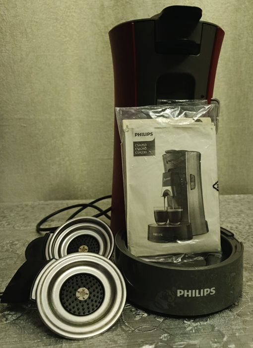Продам робочу  некомплектну капсульну кавоварку PHILIPS!