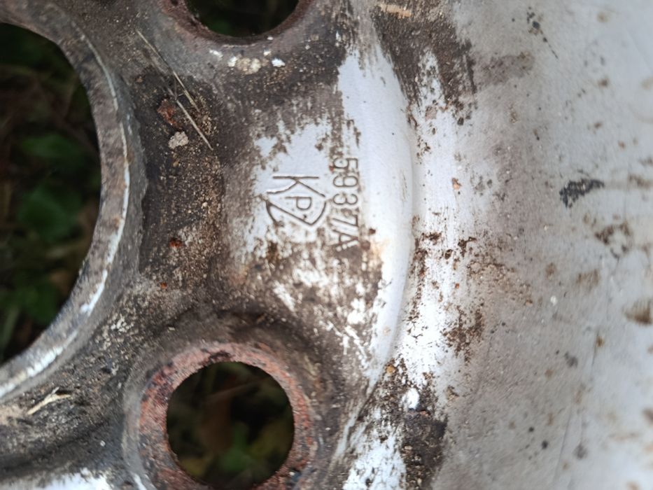 Сталеві диски фольцваген r 14