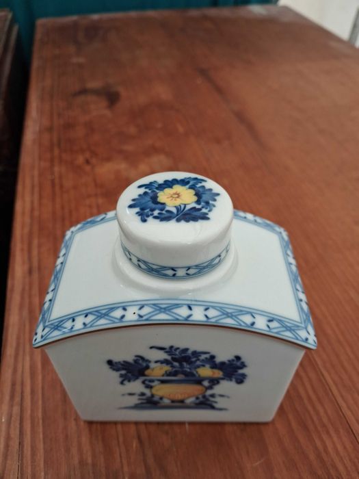 Frasco de Chá Vista Alegre - Coleção Viana (Porcelana)