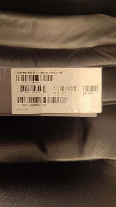 Intel realsense T265 tracking camera