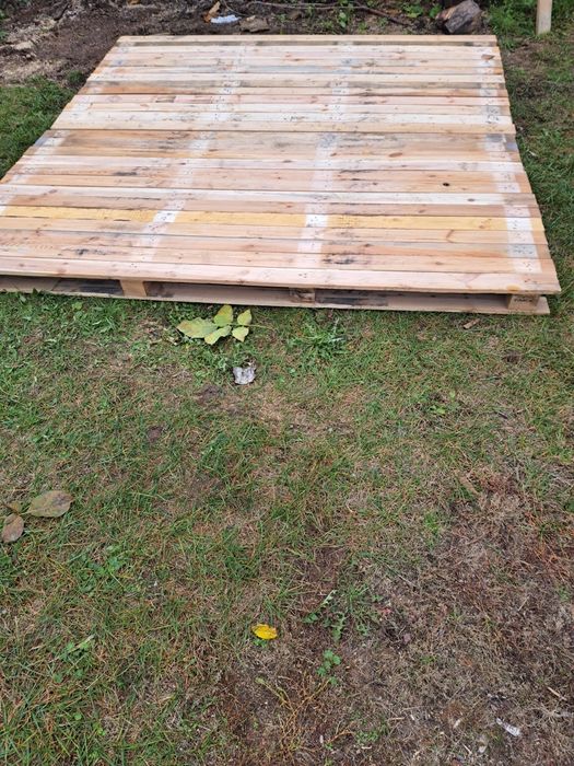 Palety z pełną podłogą gotowe podesty