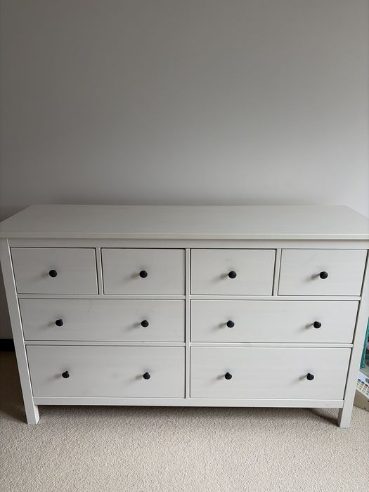 Komoda Hemnes IKEA