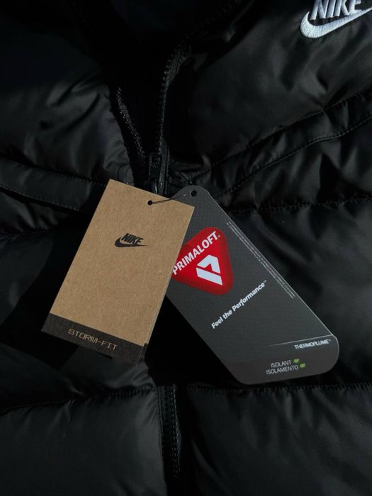 Жилетка найк / жилетка nike storm fit / безрукавка найк