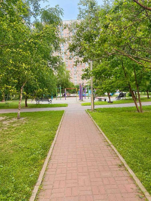 *1 кімнатна квартира -> вулиця Олени Пчілки 2 -> 49 м2