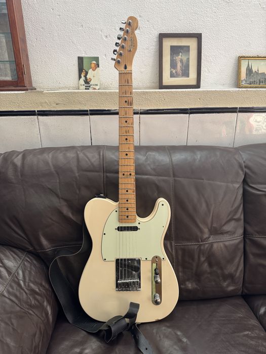 Fender Telecaster Branca MIM
