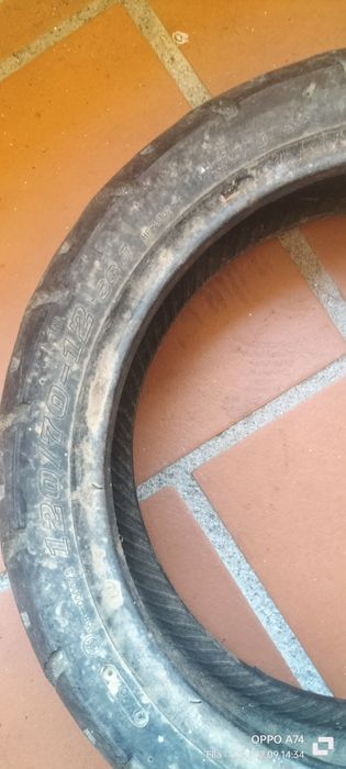 Pneus para mota 70€ os dois .